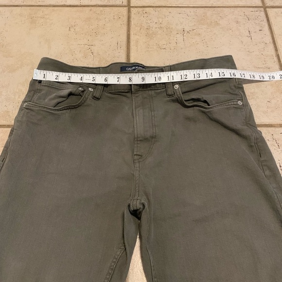 Calvin Klein Jeans Men's Khaki / Olive Green Straight Leg Jeans W34 L30 - Picture 4 of 7